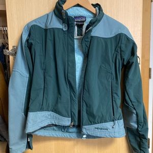 Vintage Patagonia weatherproof green jacket